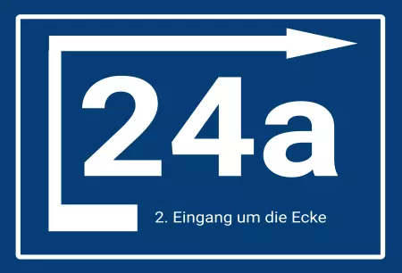 Wegweiser 24 a 2.Eingang um die Ecke Bild