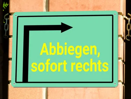 Wegweiser Abbiegen, sofort rechts Bild