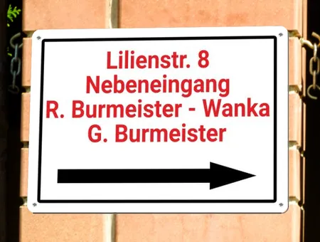  Wegweiser Lilienstraße 8 Bild