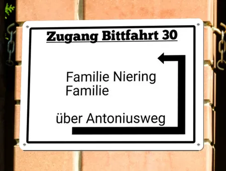 Wegweiser Zugang Bittfahrt 30 Bild